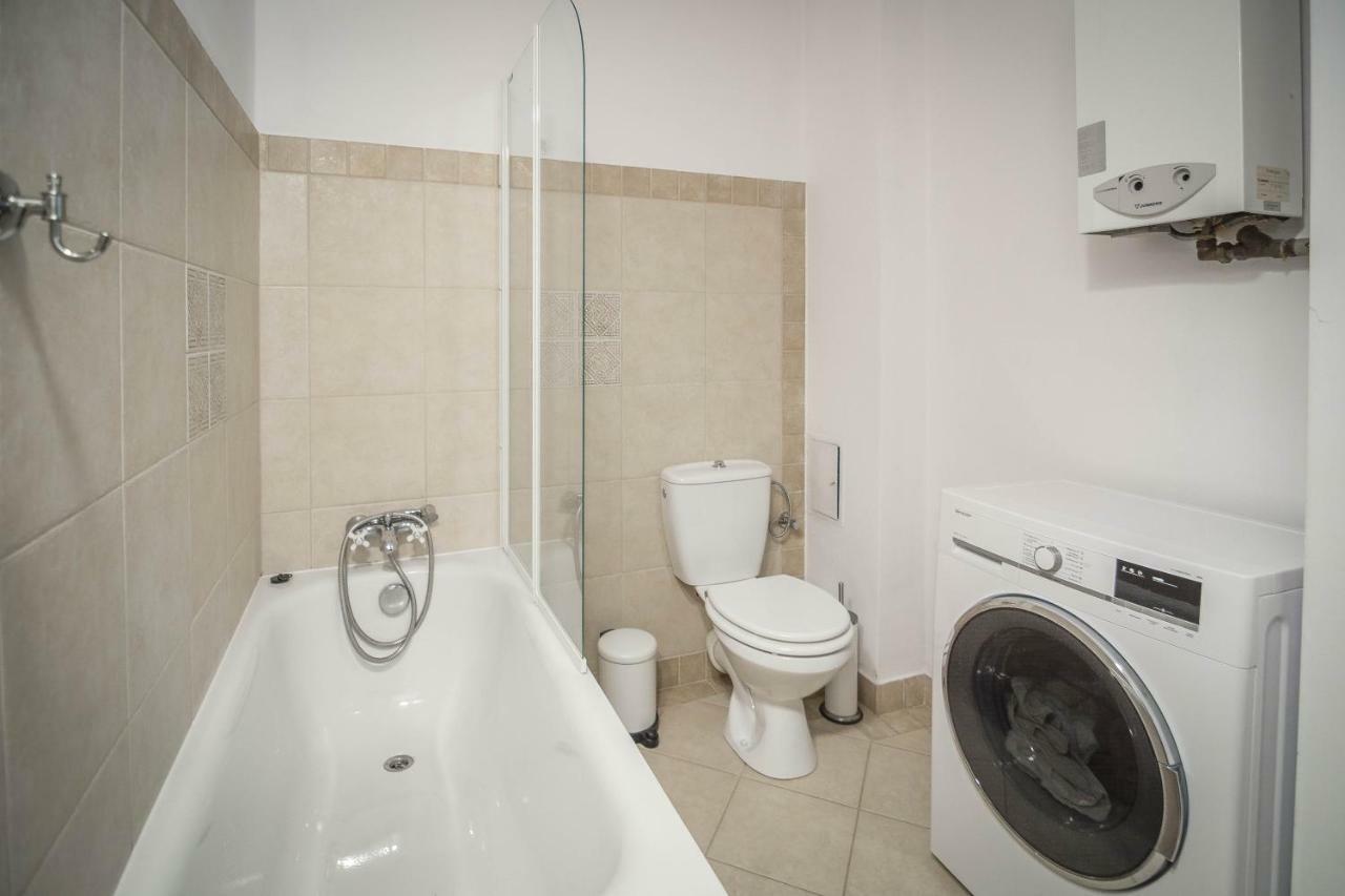 Piano Old Town Ogarna Apartman Gdańsk Kültér fotó